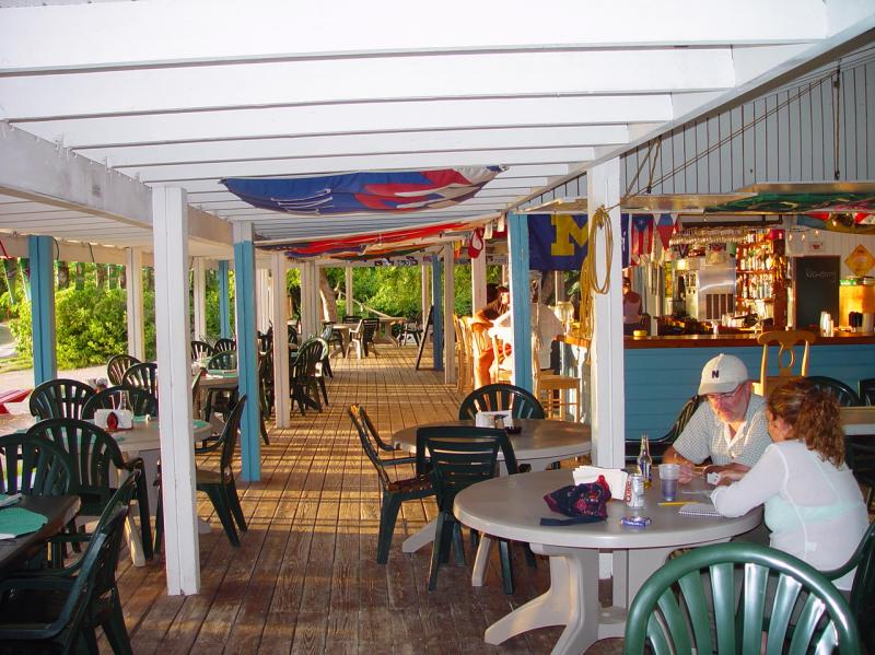 The Pirates Bight bar and grill - Norman Island

(Click on image to view full-size image (1280x960, 576 kb))