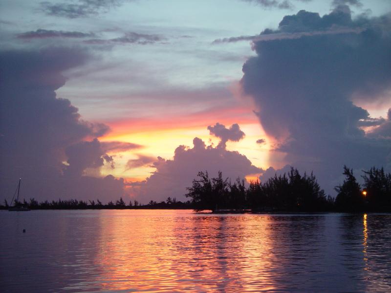 Sunset from Anagada Reef Hotel

(Click on image to view full-size image (1280x960, 573 kb))