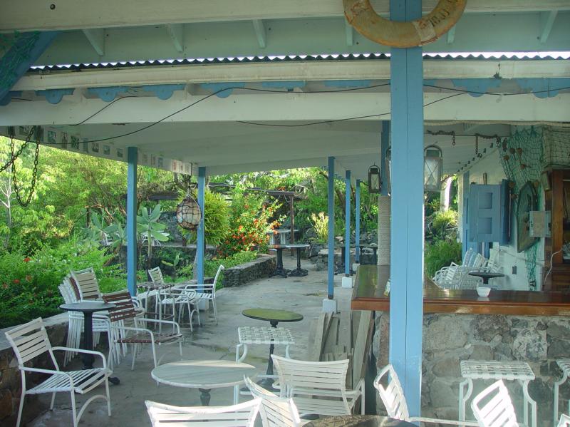 Happy Arr Bar on Marina Cay in the morning

(Click on image to view full-size image (1280x960, 596 kb))