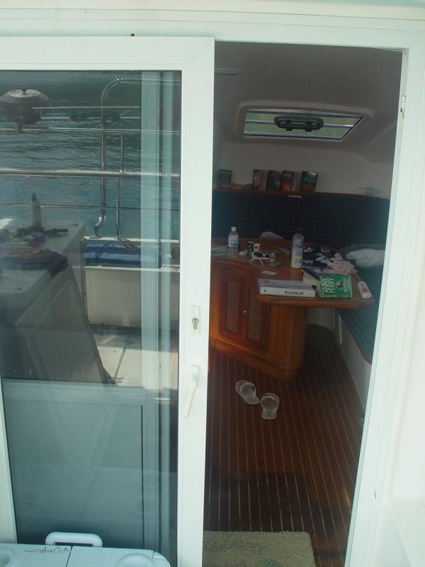 The salon entrance on the ScubaCat

(Click on image to view full-size image (960x1280, 536 kb))