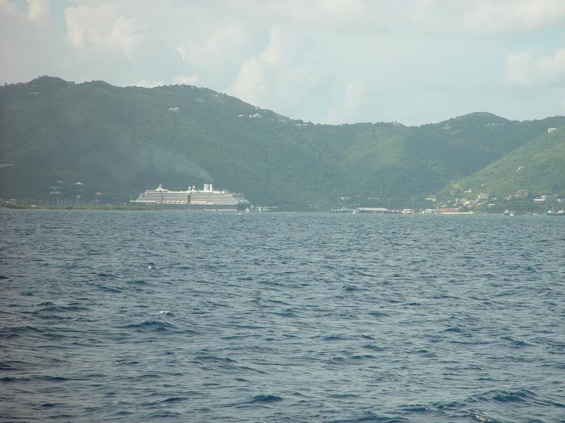 On our way to Road Harbour - Cruise ship

(Click on image to view full-size image (1280x960, 595 kb))