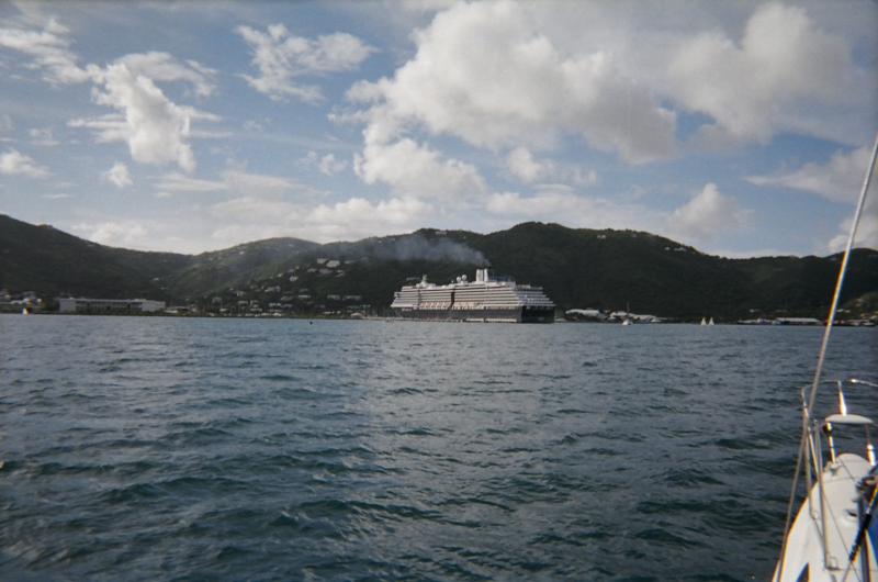 On our way to Road Harbour - Cruise ship

(Click on image to view full-size image (1544x1024, 558 kb))