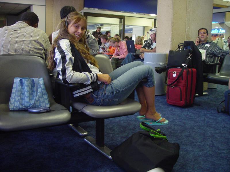 Kristen waiting on our flight home

(Click on image to view full-size image (1280x960, 593 kb))